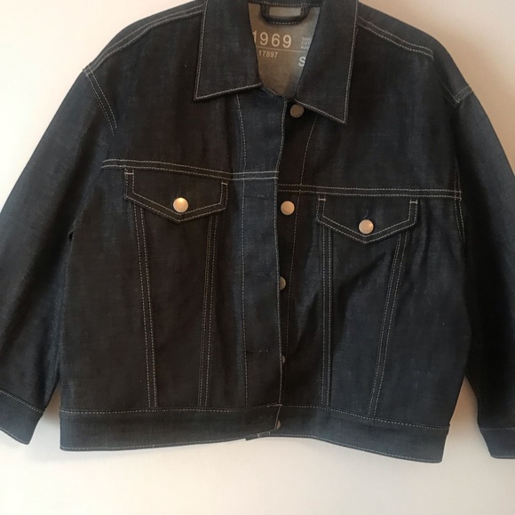 New. GAP 1969 Oversized Crop Denim Jacket | Cropped Sleeves: Dark Blue Small - Picture 14 of 15